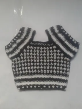 Elegant Design Handmade Graminarts Black & White Woolen Women Blouse