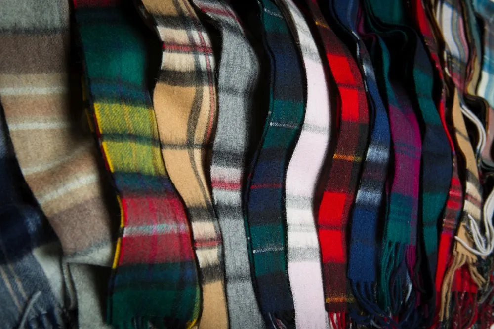 Glenmore 100% Lambswool Tartan Scarf - Wallace